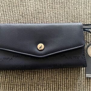 Nautica Navy Blue Wallet nwt